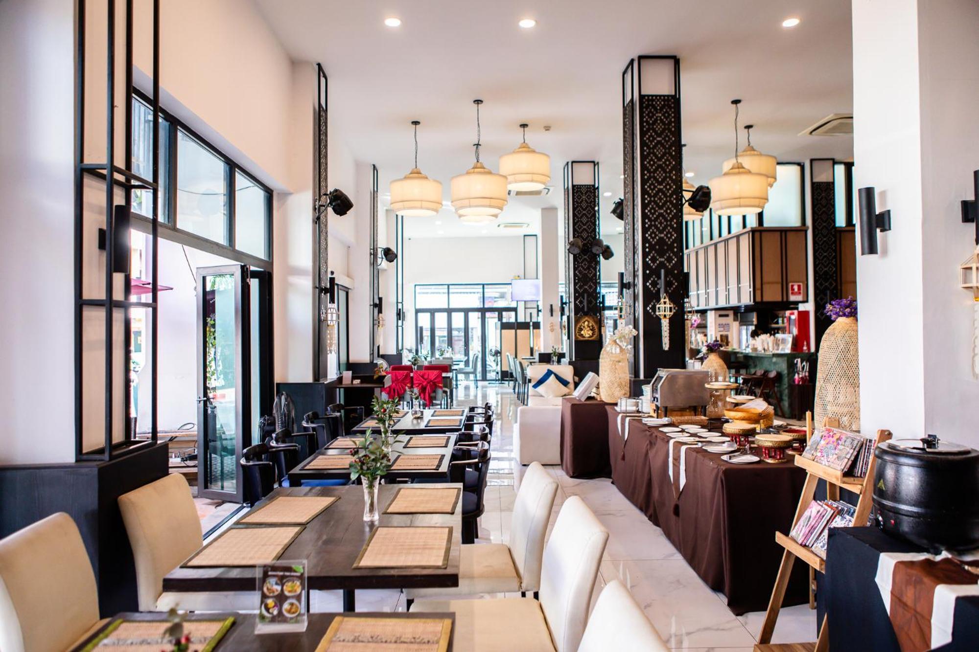 Hotel The Experience Walking Street Chiang Mai Esterno foto